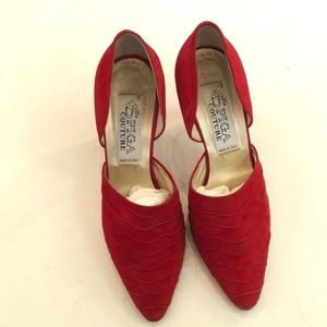 V Spiga Couture red suede heel